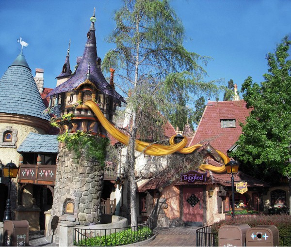 disney rapunzel castle